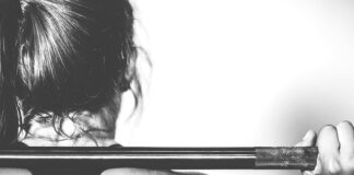 Jak ćwiczyć w domu z obciążeniem?