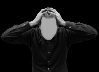 Ile trwają objawy przed udarem?